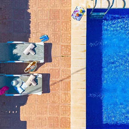 Catrina - Plusholidays Ifach