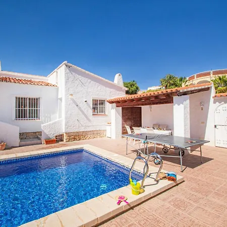 Catrina - Plusholidays *