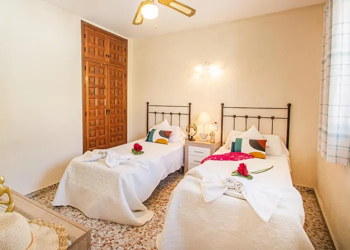 Вилла Catrina - Plusholidays Ifach