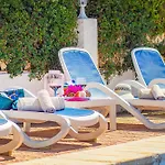 Catrina - Plusholidays Ifach