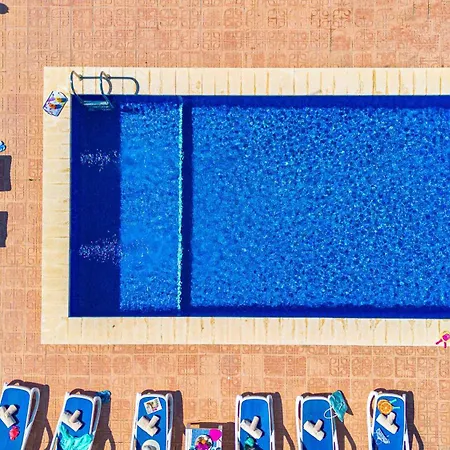 Catrina - Plusholidays Вилла *