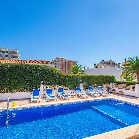 Catrina - Plusholidays *