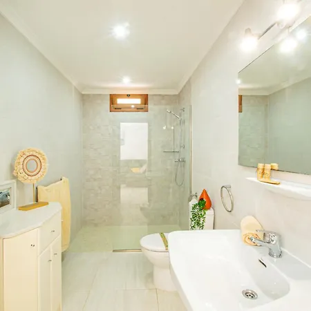 Catrina - Plusholidays Villa Ifach