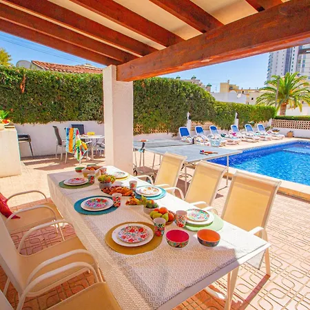 Catrina - Plusholidays *