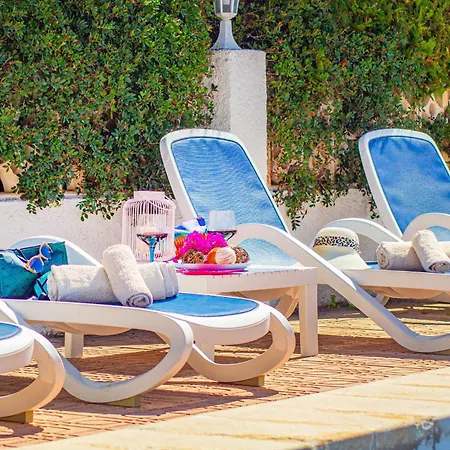 Villa Catrina - Plusholidays *