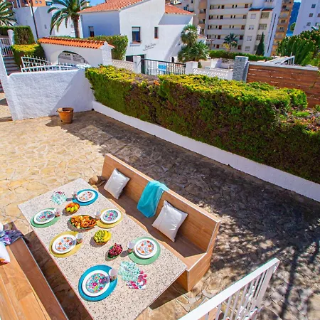 Catrina - Plusholidays *