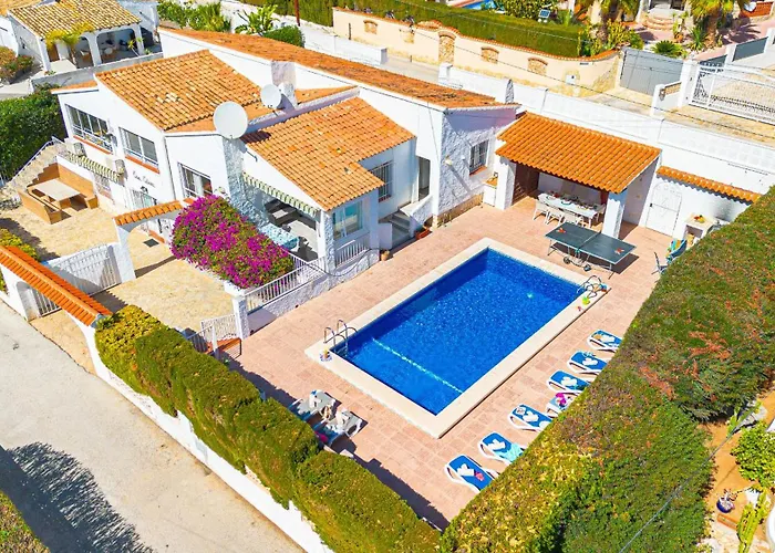 Catrina - Plusholidays * Ifach