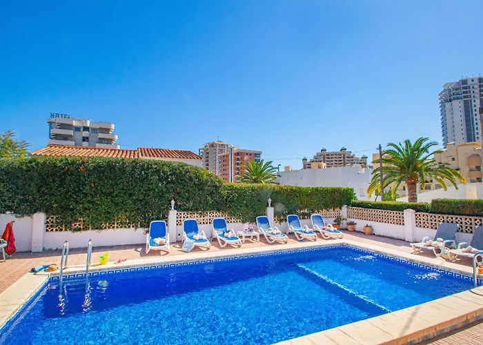 Catrina - Plusholidays *