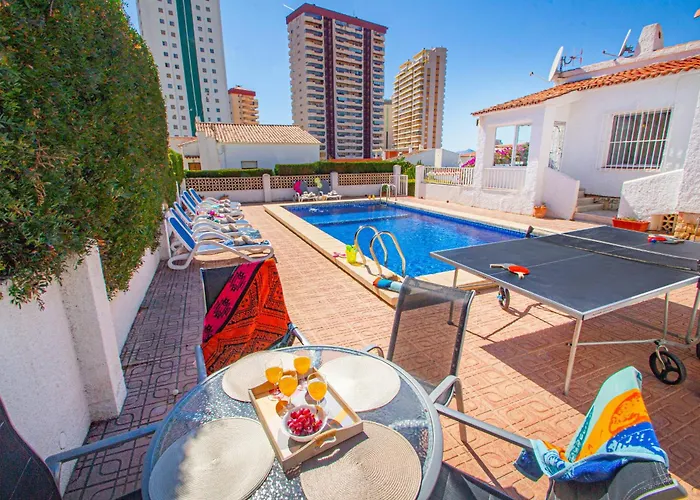 Catrina - Plusholidays Ifach