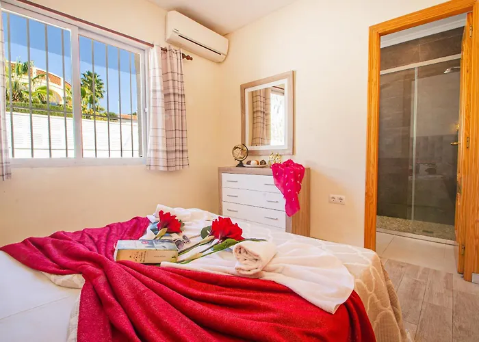 Catrina - Plusholidays