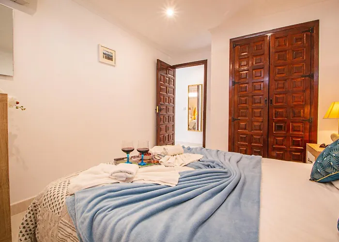 Catrina - Plusholidays *