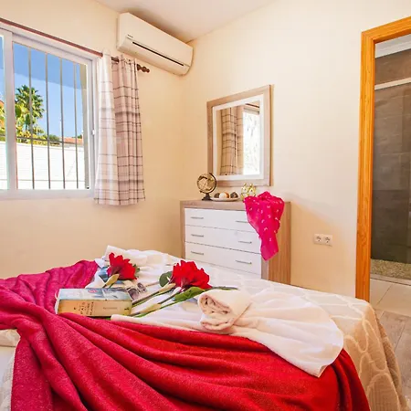 Catrina - Plusholidays