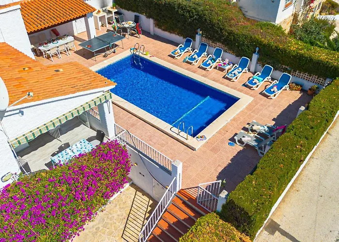 Catrina - Plusholidays