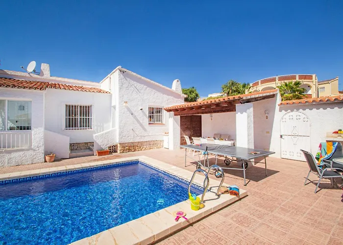 Catrina - Plusholidays *